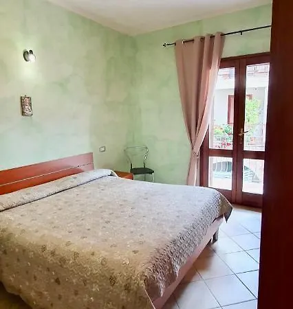 Apartment “s'istentu” Casa Vacanze *